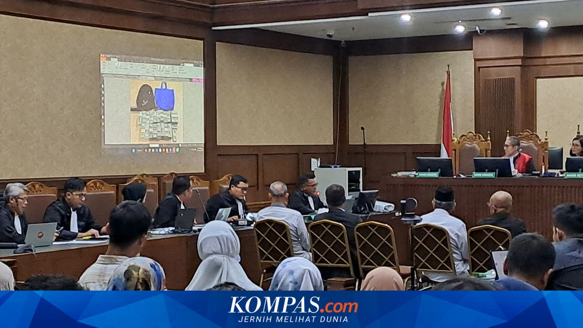 Di Sidang, Terungkap Ada Jemaah Bukan Petugas tapi Berangkat Pakai ...