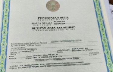 Ilustrasi Akta Kelahiran. Syarat dan cara membuat akta kelahiran terlambat.