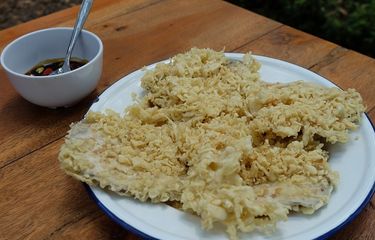 Bukan Setengah Matang, Mendoan ini Digoreng Sampai Garing Halaman ...