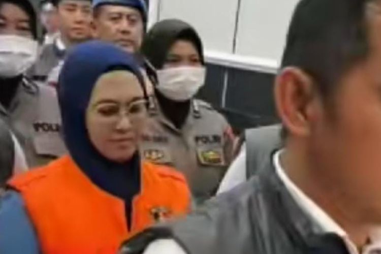 The Journey of Husniah Talenrang's Case: From Corruption Suspect to Impeached, Now Detained