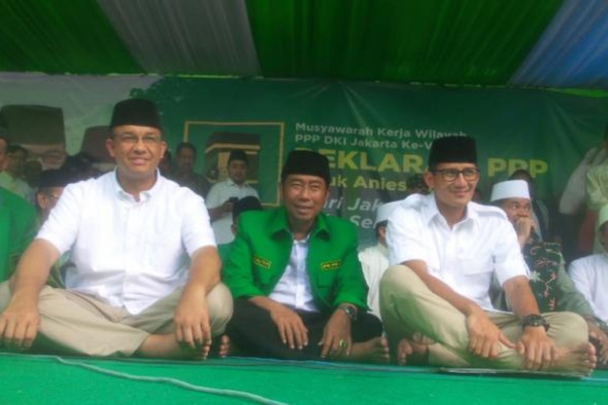 Calon gubernur dan calon wakil gubernur nomor DKI Jakarta pemilihan tiga, Anies Baswedan dan Sandiaga Uno saat menghadiri deklarasi dukungan dari DPW PPP DKI Jakarta kubu Djan Faridz di Kantor DPW PPP DKI, Buaran, Jakarta Timur, Minggu (12/3/2017).