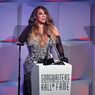 Lihat, Gaya Glamor Mariah Carey di Ajang Songwriters Hall of Fame