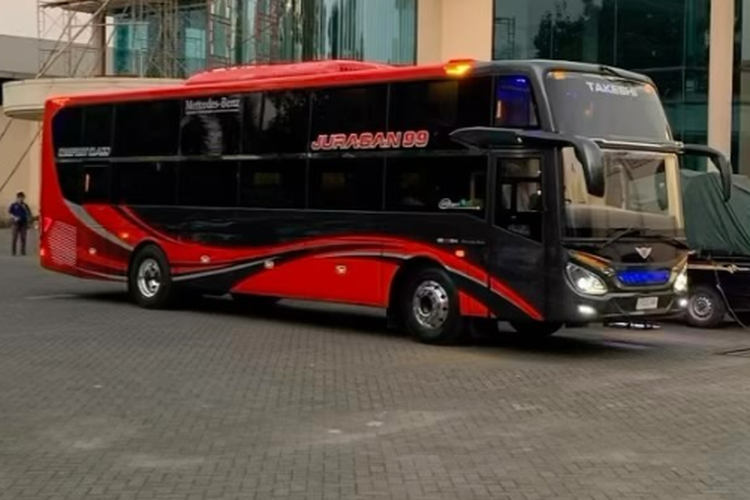 Bus baru PO Juragan 99 Trans