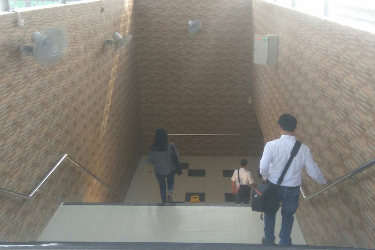 Underpass Stasiun Sudimara yang baru dioperasikan pada Senin, (7/8/2017).