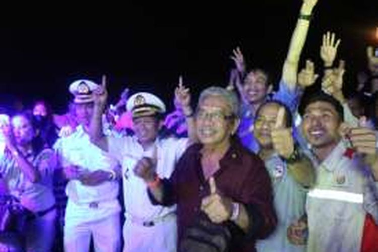 Perayaan tahun baru berlangsung meriah di atas Kapal Umsini milik PT Pelni.