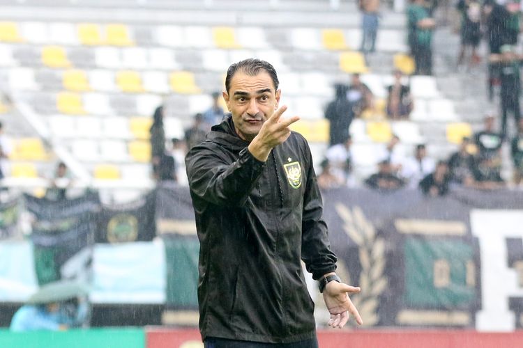 Pelatih PSIS Semarang di Liga 1 2023-2024, Gilbert Agius.