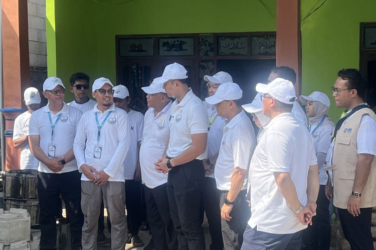Cegah Pantura Tenggelam, Pemerintah Kombinasikan Tanggul Laut dan Mangrove