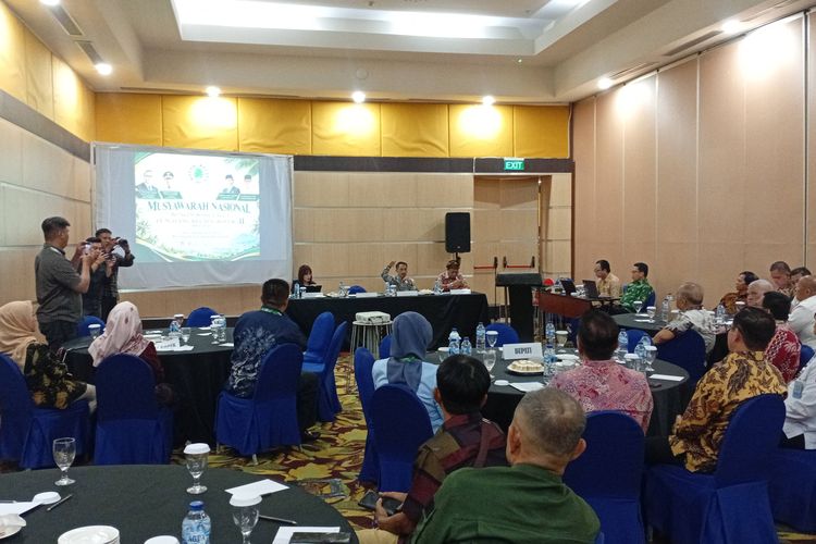 Kementan Siapkan 151.000 Hektare untuk Peremajaan Kelapa, Dorong Hilirisasi dan Kesejahteraan Petani