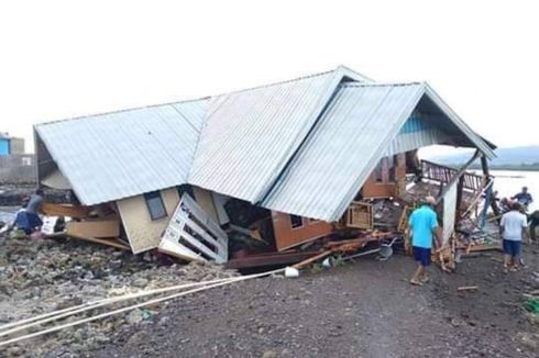 Angin Puting Beliung Terjang 4 Kecamatan di Sumbawa, Puluhan Rumah Rusak, 3 Warga Terluka