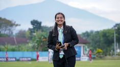 Kartini di Balik Peluit, Kisah Hariyati di Dunia Sepak Bola