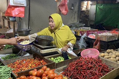 Harga Cabai Rawit Merah Naik Dua Kali Lipat di Pasar Kranji Baru Bekasi