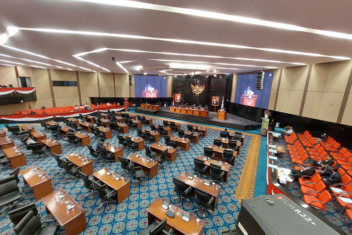 Suasana rapat paripurna legislatif di Gedung DPRD DKI Jakarta, Rabu (24/8/2022).