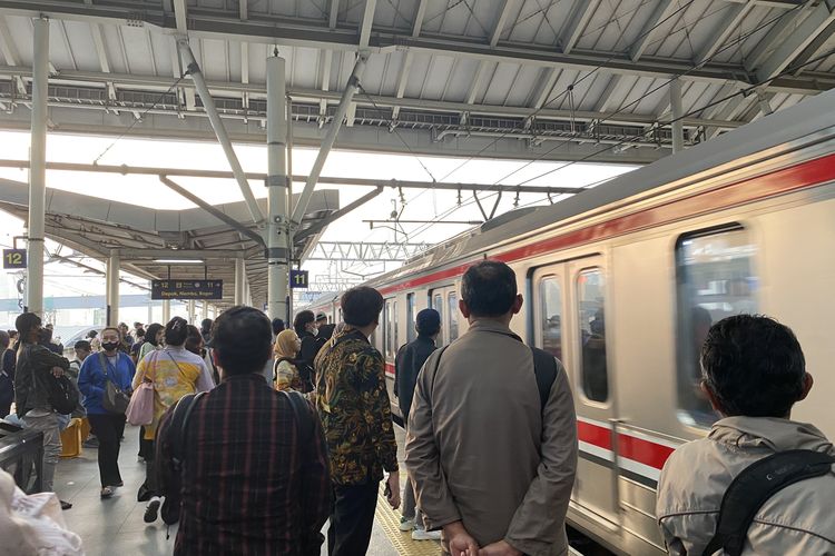 Jakarta Menuju Kota Global, Sudahkah Transportasi Publiknya Ramah Lansia dan Disabilitas?