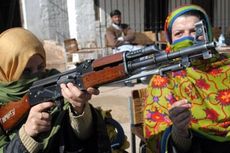 Antisipasi Serangan Teroris, Para Guru di Pakistan Dilatih Gunakan AK-47