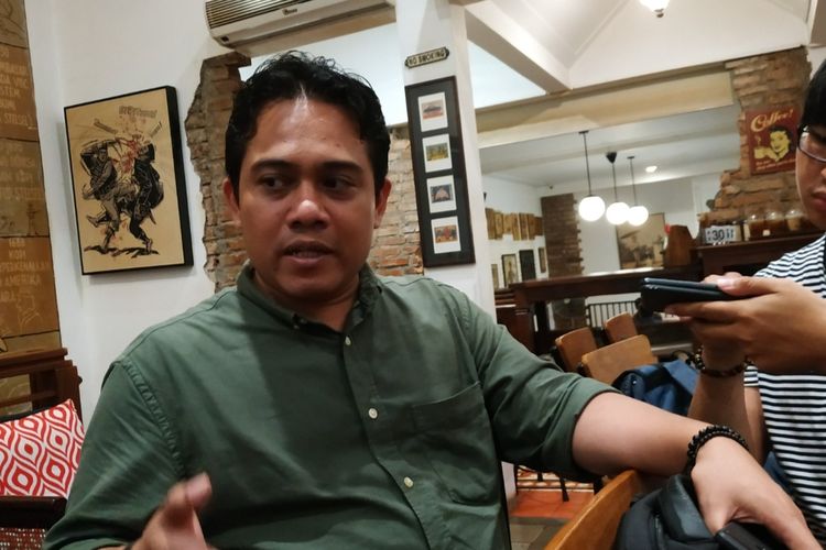 Deputi Direktur Riset Lembaga Studi dan Advokasi Masyarakat (ELSAM), Wahyudi Djafar, usai mengisi diskusi tentang perlindungan data pribadi di Cikini, Jakarta Pusat, Selasa (17/12/2019). 