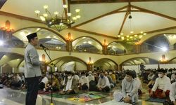 Ridwan Kamil Ceritakan Pengalamannya Ikut Salat Tarawih Berjemaah di Masjid Pusdai