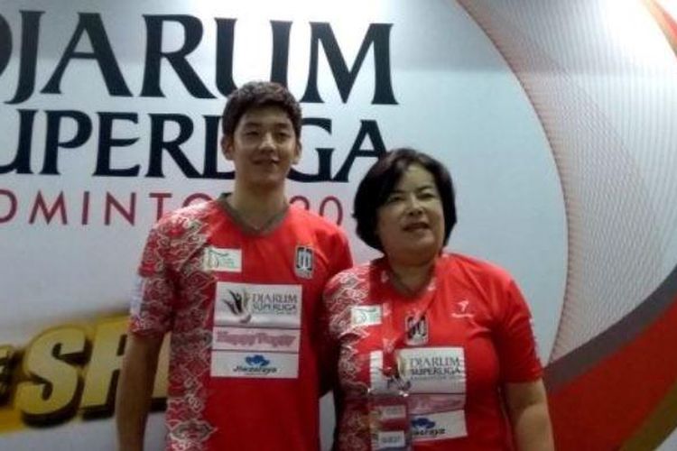 Lee Yong Dae dan ibunya