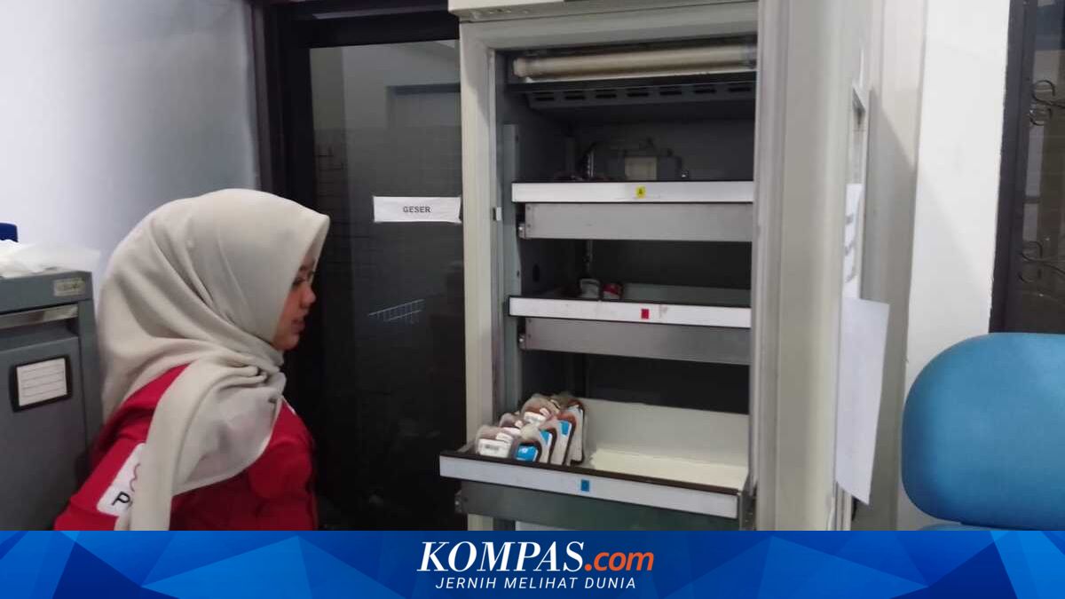 Stok Darah PMI Sumedang Menipis Pasca-Lebaran, Kebutuhan Golongan A Mendesak ~TR

Klik untuk baca: