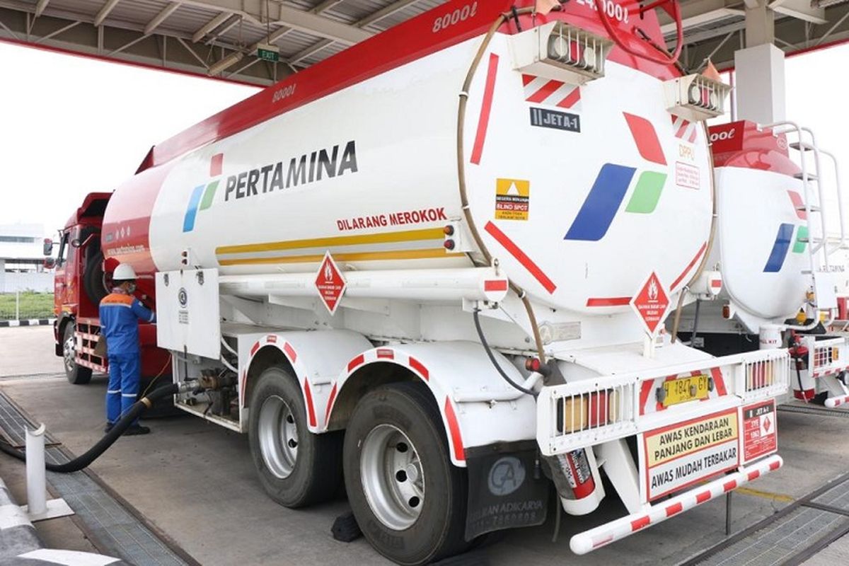 Pertamina memastikan stok BBM di seluruh Indonesia aman seiring dengan peningkatan permintaan 