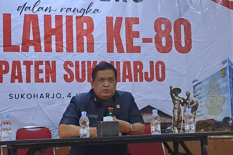 Bupati Etik Suryani Ditangkap KPK, HUT Sukoharjo Digelar Tanpa Baliho Wajah Kepala Daerah