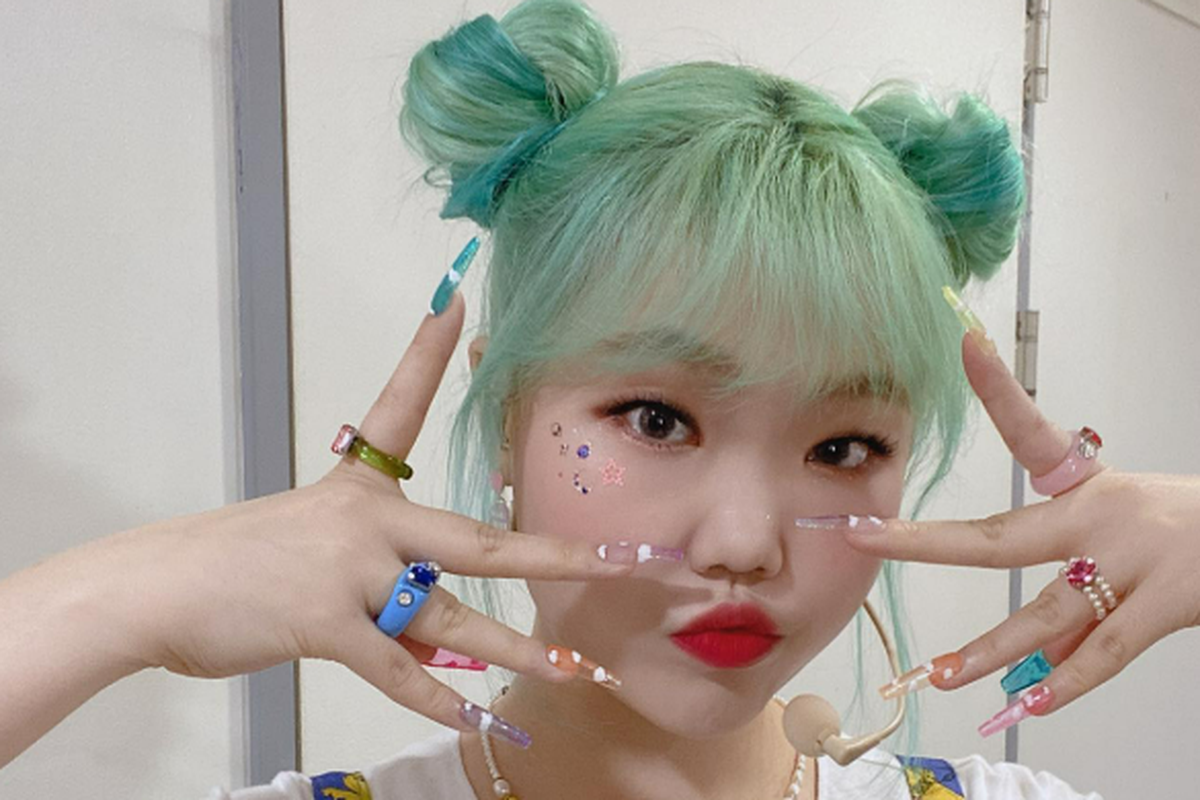 Lee Suhyun AKMU Buka Suara Soal Masa Lalu Sulit: 'Hidup Tanpa Sinar Matahari'