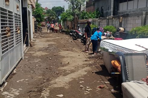 Banjir di Perumahan Kota Malang Rendam Puluhan Rumah dan 27 Kendaraan