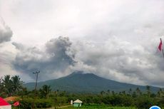 Terdampak Abu Vulkanik Gunung Lewotobi, Bandara Wunopito Lewoleba Ditutup