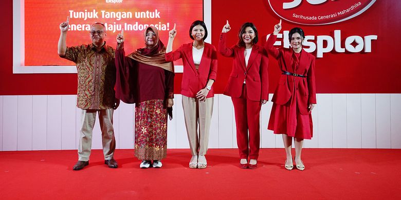 Peluncuran gerakan sosial ?Tunjuk Tangan untuk Generasi Maju Indonesia yang diinisiasi oleh SGM Eksplor di Jakarta.
