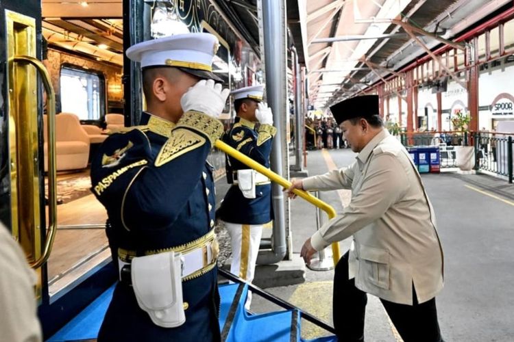 Prabowo Naik Kereta Nusantara Explorer yang Mewah, Intip Fasilitasnya