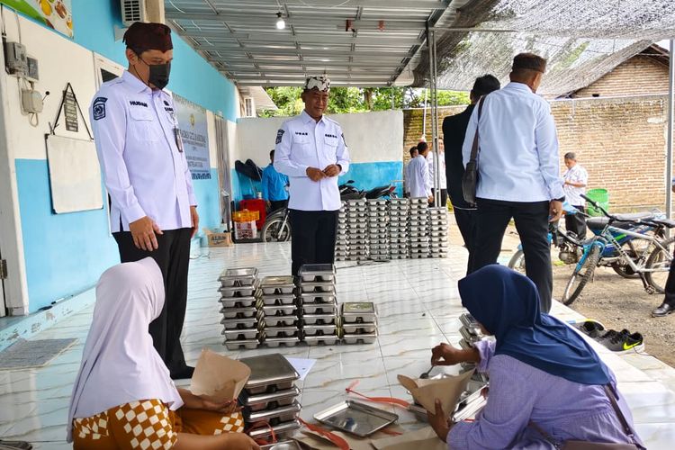 Sidak MBG di Probolinggo, Satgas Temukan Porsi di Bawah Standar Gizi dan Menu Tak Sesuai