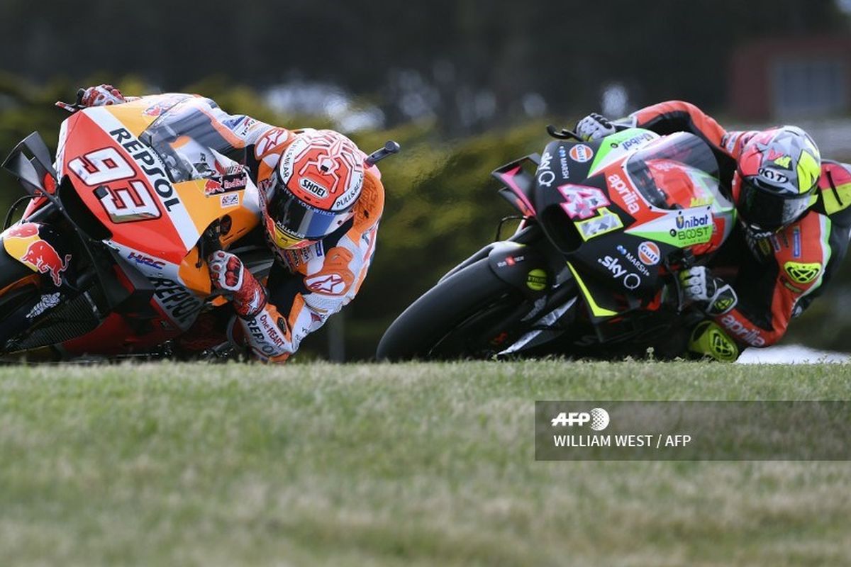 Marc Marquez menjalani latihan bebas MotoGP Australia 2019 di Sirkuit Phillip Island, 27 Oktober 2019. 