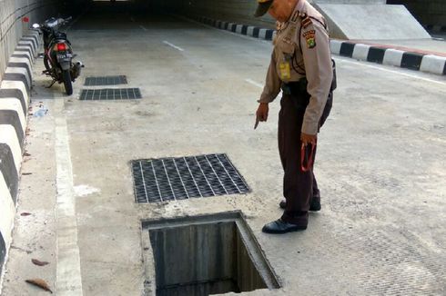 Agar Tak Dicuri, Penutup Saluran Air Underpass Mampang Dilas Permanen