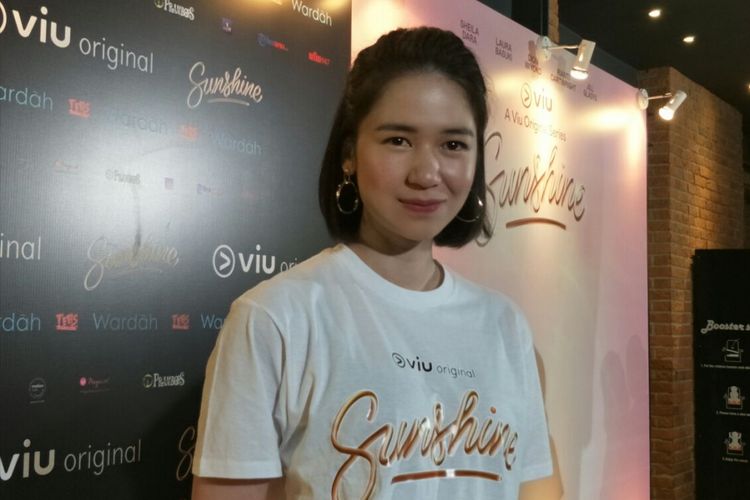 Laura Basuki saat jumpa pers peluncuran episode pertama original series Viu, Sunshine di Grand Indonesia, Thamrin, Jakarta Pusat, Kamis (31/5/2018).
