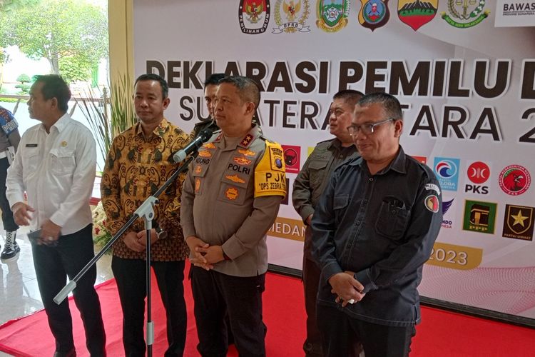 Kapolda Sumatera Utara, Irjen Pol Agung Setya Imam Effendi menyebut ada 45.848 tempat pemungutan suara (TPS) di Sumut. Polda Sumut menjamin keamanan di setiap titik.