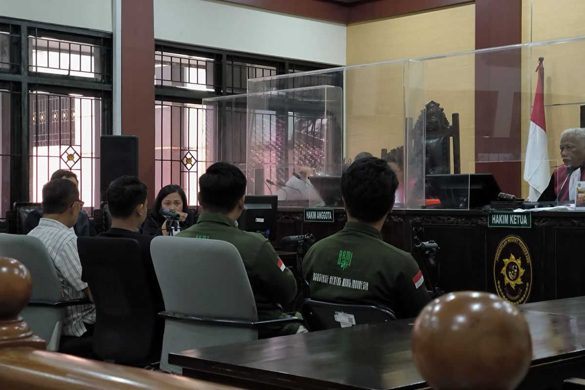 Ajat Supriatna Sewa Mobil Bos Rental untuk Pergi ke Sukabumi tapi Malah ke Pandeglang