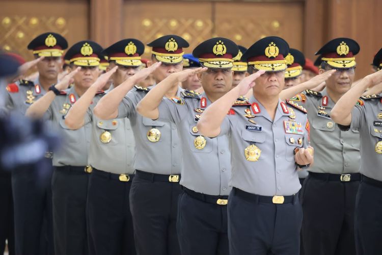 Prabowo di HUT Polri: Ingat Gaji Kita Adalah dari Rakyat