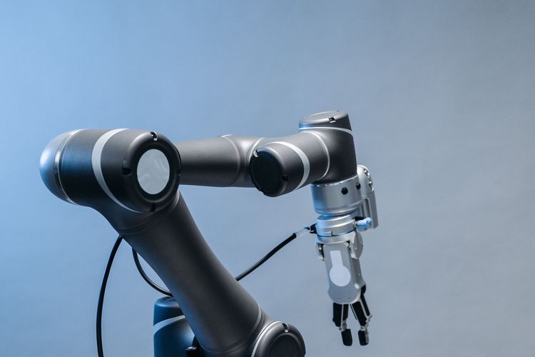 5 Keunggulan Teknologi Robot dalam Operasi Medis