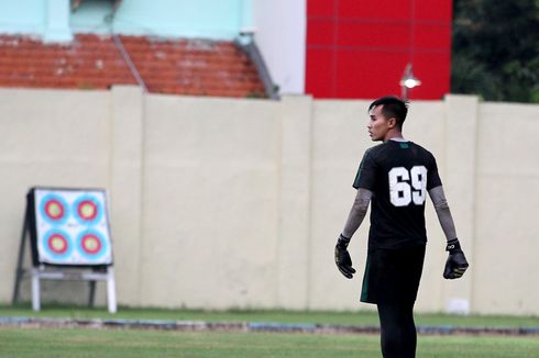 Borneo FC Perkenalkan Eks Kiper Persebaya, Angga Saputra, sebagai Rekrutan Barunya