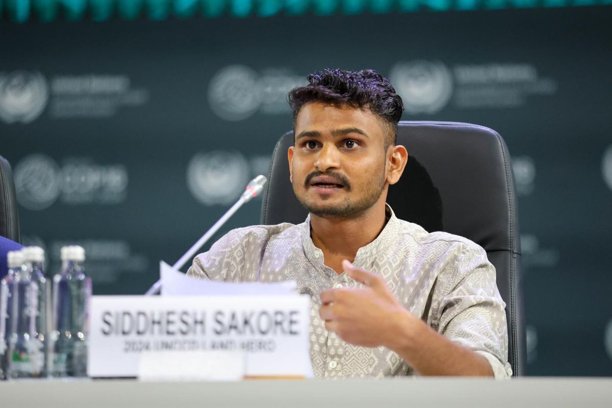 Siddesh Sakore, salah satu penerima penghargaan Land Heroes 2024, berbicara dalam salah satu forum Konferensi Para Pihak ke-16 (COP16) Convention to Combat Desertification (UNCCD) di Riyadh, Arab Saudi.