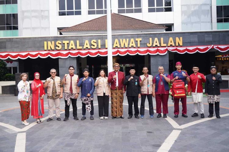 Bantu Penanganan Korban Gempa di NTT, RSUP Dr. Sardjito Kirimkan Tim Medis dengan Kompetensi Multidisiplin