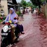 Banjir di Pekalongan Berwarna Merah, Ternyata dari Pewarna Batik yang Sengaja Dibuang
