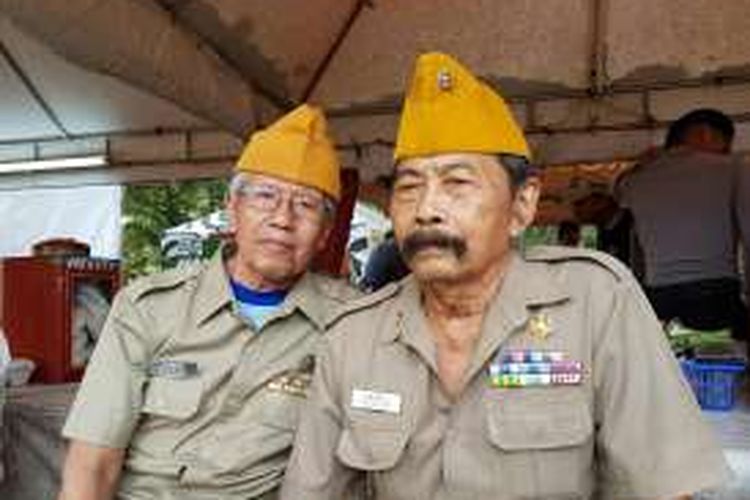Serma (Purn) I Supriya dan Pelda (Purn) Kamdi di Monunem Nasional, Jakarta, Jumat (3/6/2016). Keduanya merupakan Legiun Veteran RI.