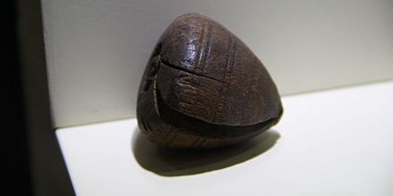 Gasing, mainan zaman kuno dari 1341 SM. [Via Medium.com]
