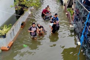 Cerita Korban Banjir Semarang, Tak Ada Aliran Listrik, Sahur Cuma Minum Saja