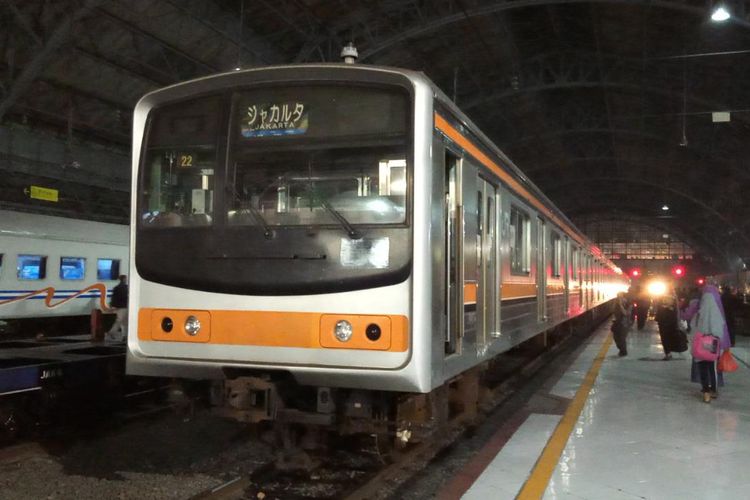 KRL bekas Jepang Marchen Face.