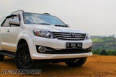 Toyota Indonesia Sumbang Fortuner buat Udayana