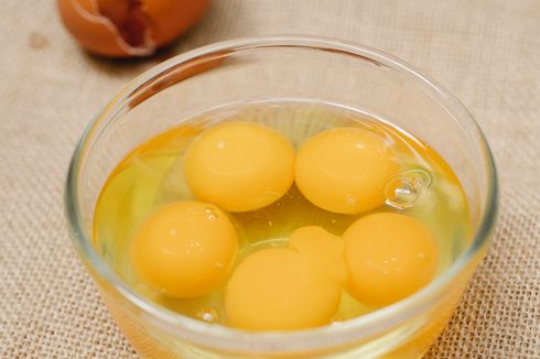 Telur Dingin Baru Keluar Kulkas Bikin Kue Kering Gagal, Apa Benar?