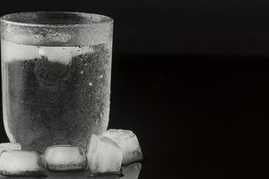 Apakah Minum Air Dingin Berbahaya Bagi Kesehatan?