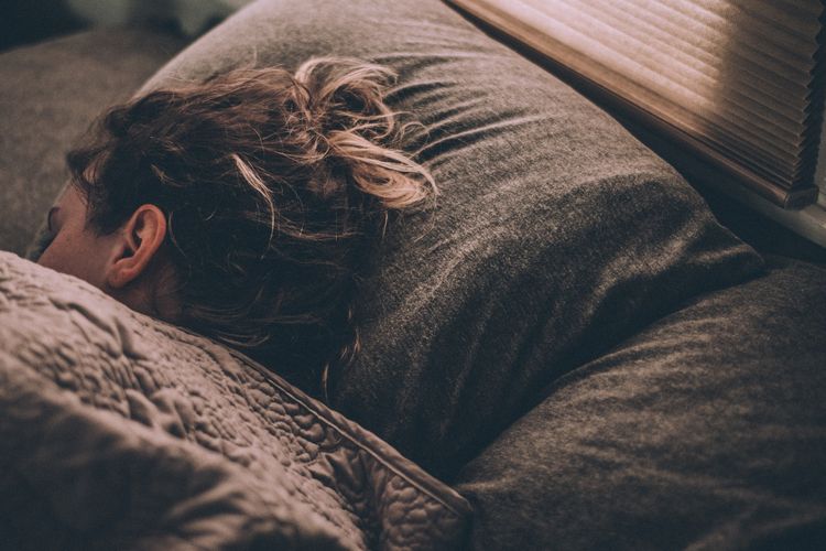 Mengetahui alasan mengapa orang yang kurang tidur mudah sakit sangat penting agar Anda dapat melakukan tindakan pencegahan yang diperlukan.