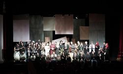 Dompet Dhuafa dan Titimangsa Sukses Gelar Pentas Teater Pertama tentang Palestina di Indonesia